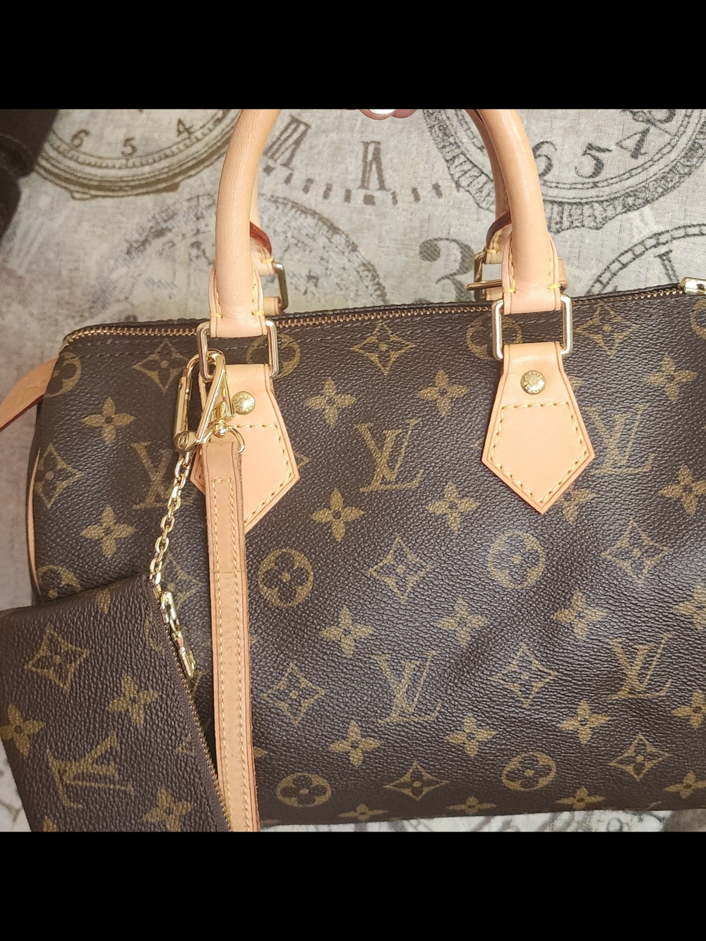 Louis Vuitton Monogram Speedy 25 with Coa And Dust Bag - Picture 4 of 6